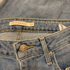 Levi’s 721 high rise skinny